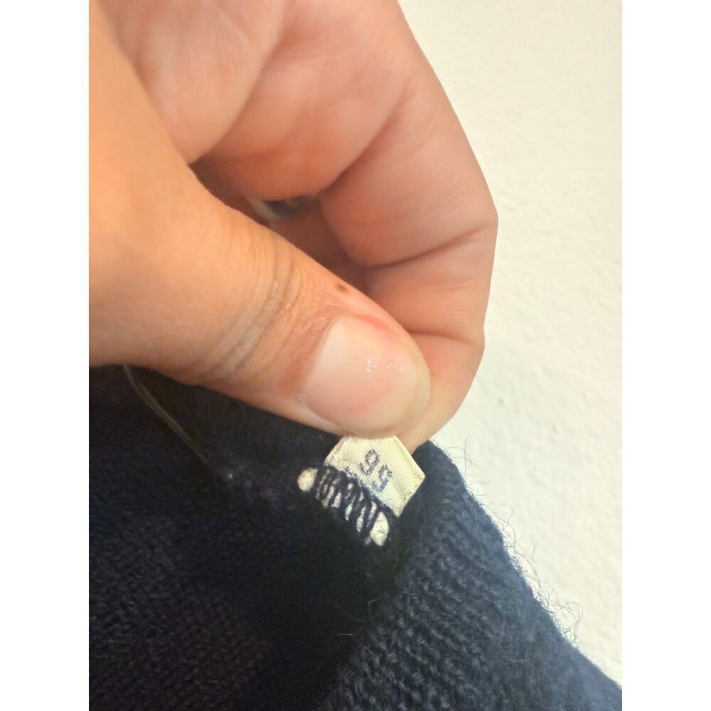 Vintage Brioni Pure Alpaca V-neck Sweater - Picture 4 of 7